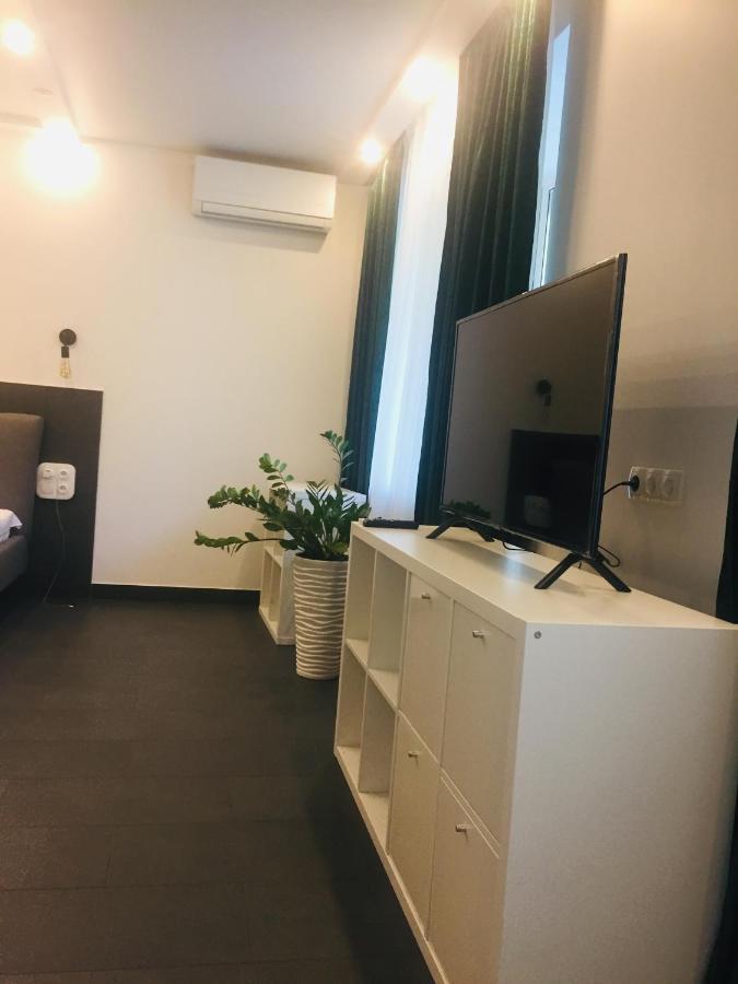 Эксклюзивная Квартира На Крещатике Kiev Bagian luar foto